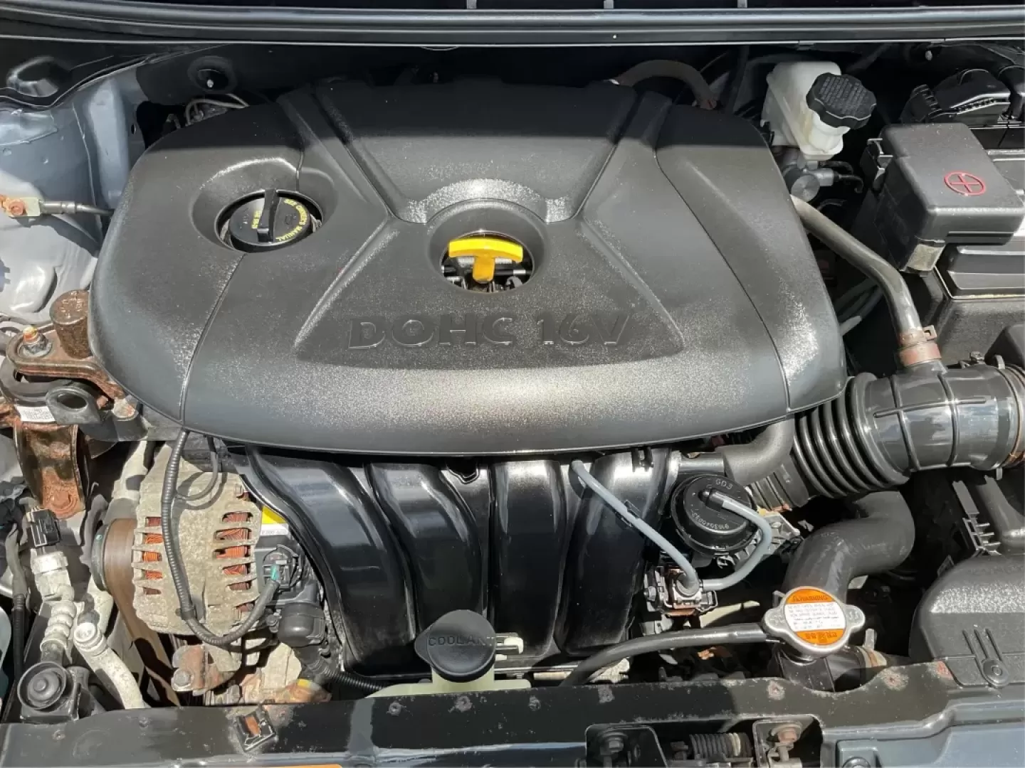2012 Hyundai Elantra GLS (Ulsan Plant) (KMHDH4AE1CU) with an 1.8L I-4 DOHC engine, located at 1184 Kauffman Ave, Fairborn, OH, 45324, (937) 908-9800, 39.807072, -84.030914 - **Drive Your Dreams with the 2012 Hyundai Elantra GLS: Perfect for Everyday Adventures!**<br /> <br /> Are you ready to elevate your daily commute or family outings with a vehicle that balances comfort, efficiency, and style? The 2012 Hyundai Elantra GLS is the perfect choice for budget-conscious bu - Photo#11