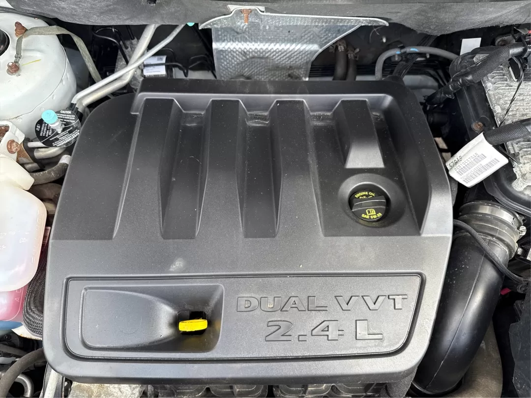 2014 Jeep Compass Sport (1C4NJDBB4ED) with an 2.4L I-4 DOHC engine, located at 1230 East Main St, Xenia, OH, 45385, (937) 908-9800, 39.688026, -83.910172 - Photo#11