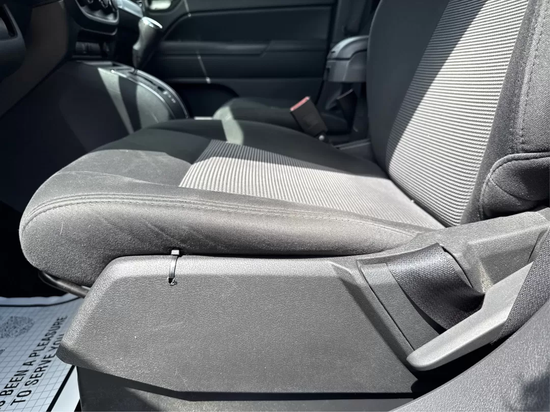 2014 Jeep Compass Sport (1C4NJDBB4ED) with an 2.4L I-4 DOHC engine, located at 1230 East Main St, Xenia, OH, 45385, (937) 908-9800, 39.688026, -83.910172 - Photo#18