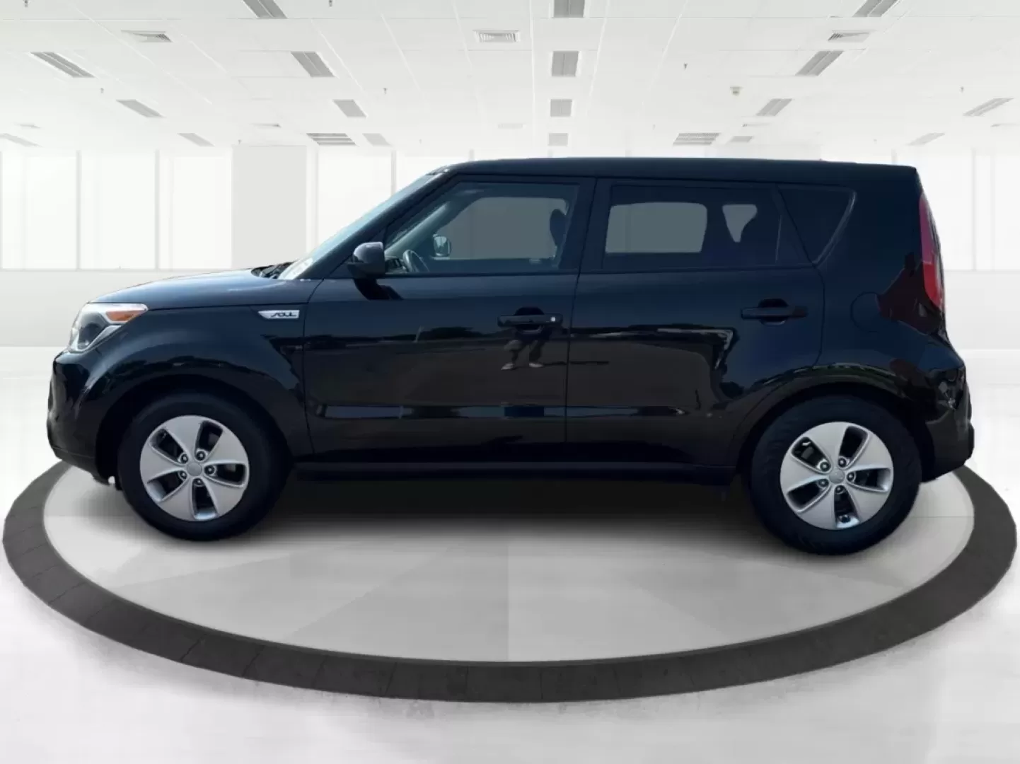 2015 Kia Soul Base (KNDJN2A26F7) with an 1.6L L4 DOHC 16V engine, located at 1184 Kauffman Ave, Fairborn, OH, 45324, (937) 908-9800, 39.807072, -84.030914 - Photo#5