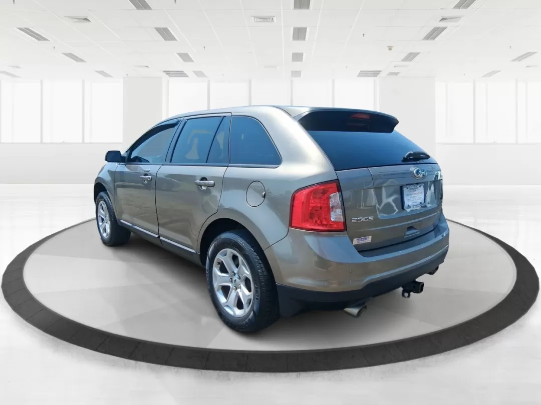 2014 Ford Edge SEL (2FMDK4JCXEB) with an 3.5L V-6 DOHC engine, located at 1184 Kauffman Ave, Fairborn, OH, 45324, (937) 908-9800, 39.807072, -84.030914 - Photo#4