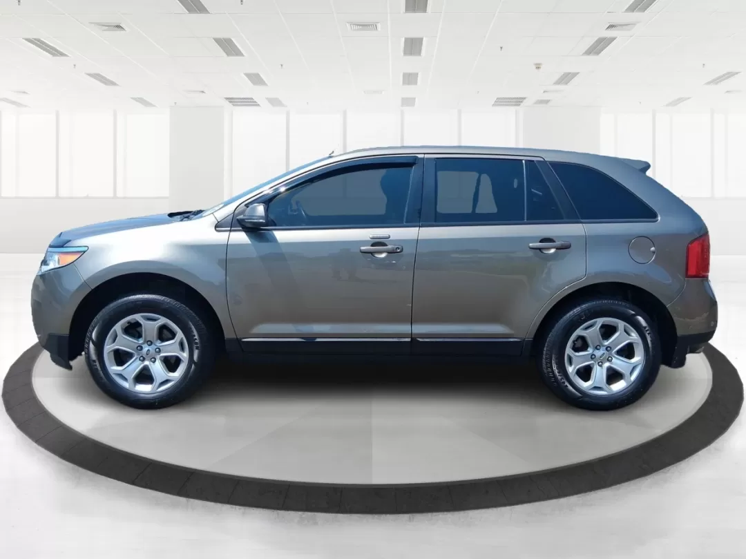2014 Ford Edge SEL (2FMDK4JCXEB) with an 3.5L V-6 DOHC engine, located at 1184 Kauffman Ave, Fairborn, OH, 45324, (937) 908-9800, 39.807072, -84.030914 - Photo#5