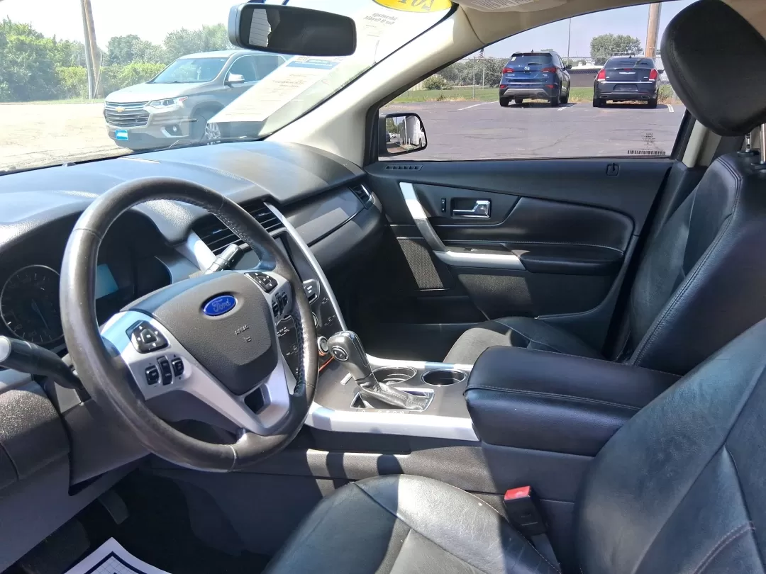 2014 Ford Edge SEL (2FMDK4JCXEB) with an 3.5L V-6 DOHC engine, located at 1184 Kauffman Ave, Fairborn, OH, 45324, (937) 908-9800, 39.807072, -84.030914 - Photo#9