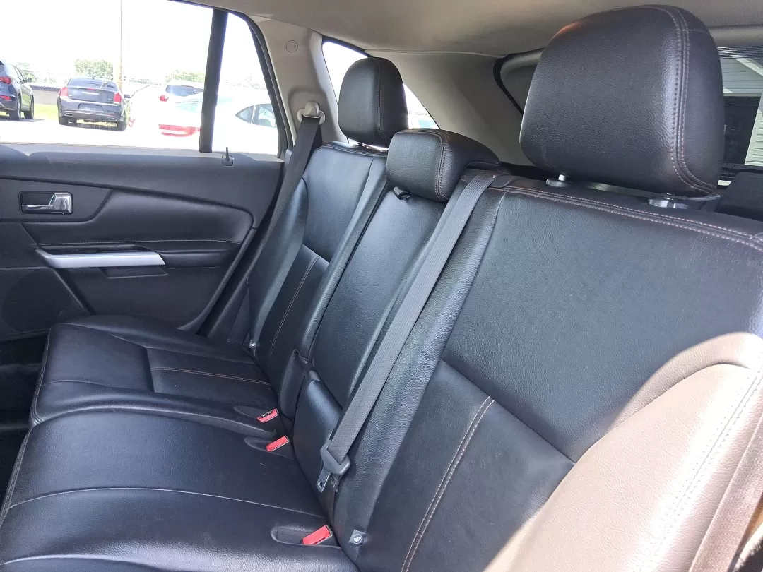 2014 Ford Edge SEL (2FMDK4JCXEB) with an 3.5L V-6 DOHC engine, located at 1184 Kauffman Ave, Fairborn, OH, 45324, (937) 908-9800, 39.807072, -84.030914 - Photo#10