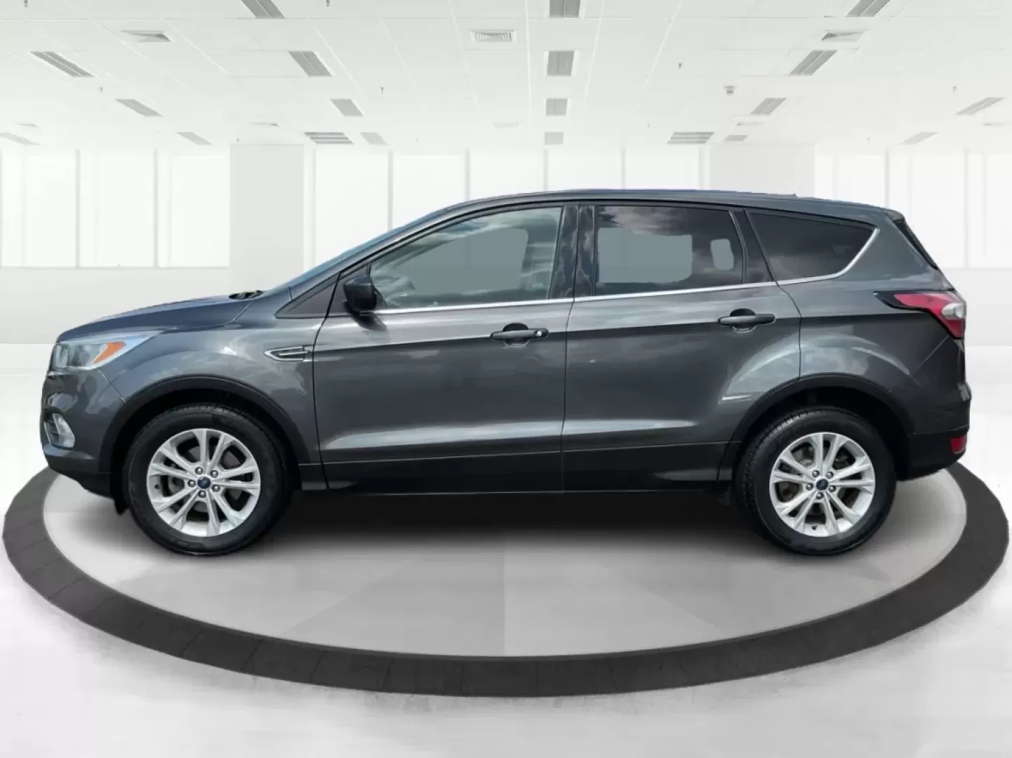 2017 Ford Escape SE (1FMCU0GD7HU) with an Other engine, located at 1099 N County Rd 25A, Troy, OH, 45373, (937) 908-9800, 40.057079, -84.212883 - Photo#5