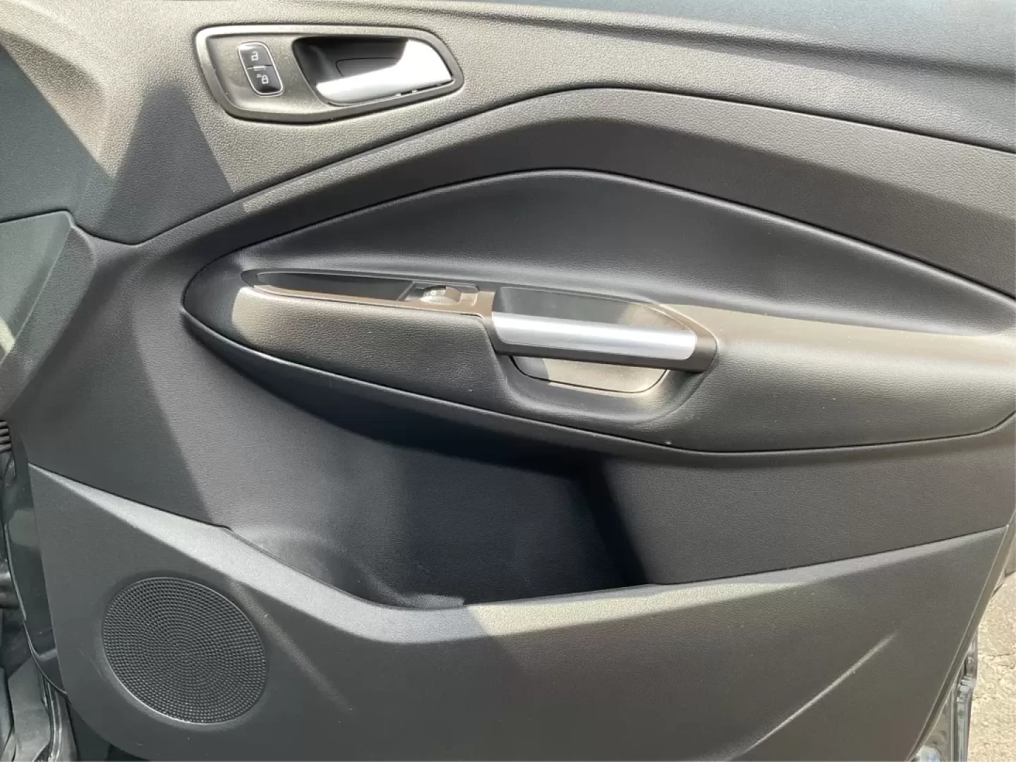 2017 Ford Escape SE (1FMCU0GD7HU) with an Other engine, located at 1099 N County Rd 25A, Troy, OH, 45373, (937) 908-9800, 40.057079, -84.212883 - Photo#20