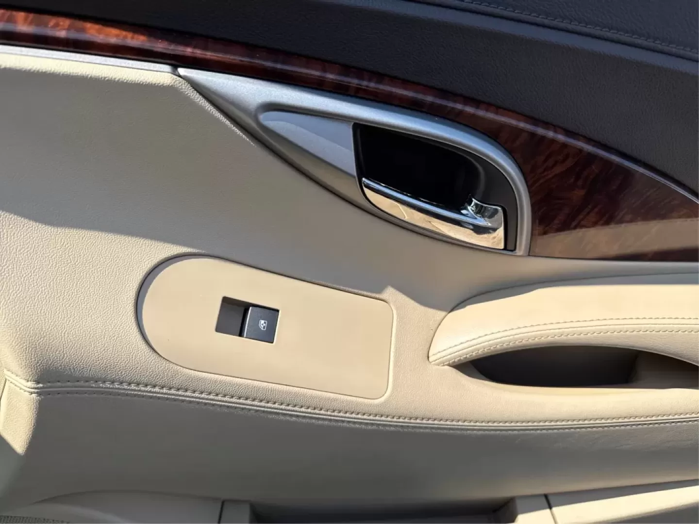 2011 Buick LaCrosse CXL (1G4GC5ED3BF) with an Other engine, located at 8750 N County Rd 25A, Piqua, OH, 45356, (937) 908-9800, 40.164391, -84.232513 - Photo#20