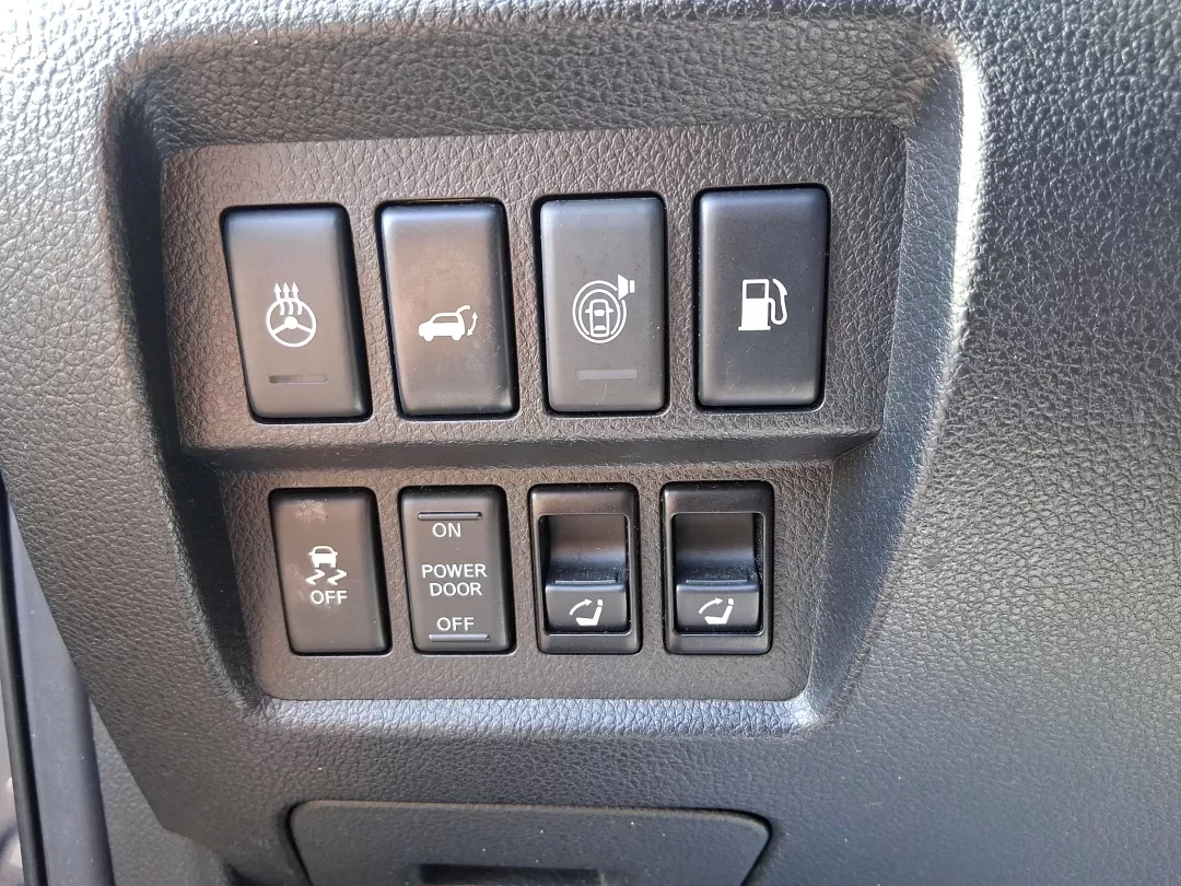 2013 Nissan Murano LE (JN8AZ1MW9DW) with an 3.5L V-6 DOHC engine, located at 8750 N County Rd 25A, Piqua, OH, 45356, (937) 908-9800, 40.164391, -84.232513 - Photo#17