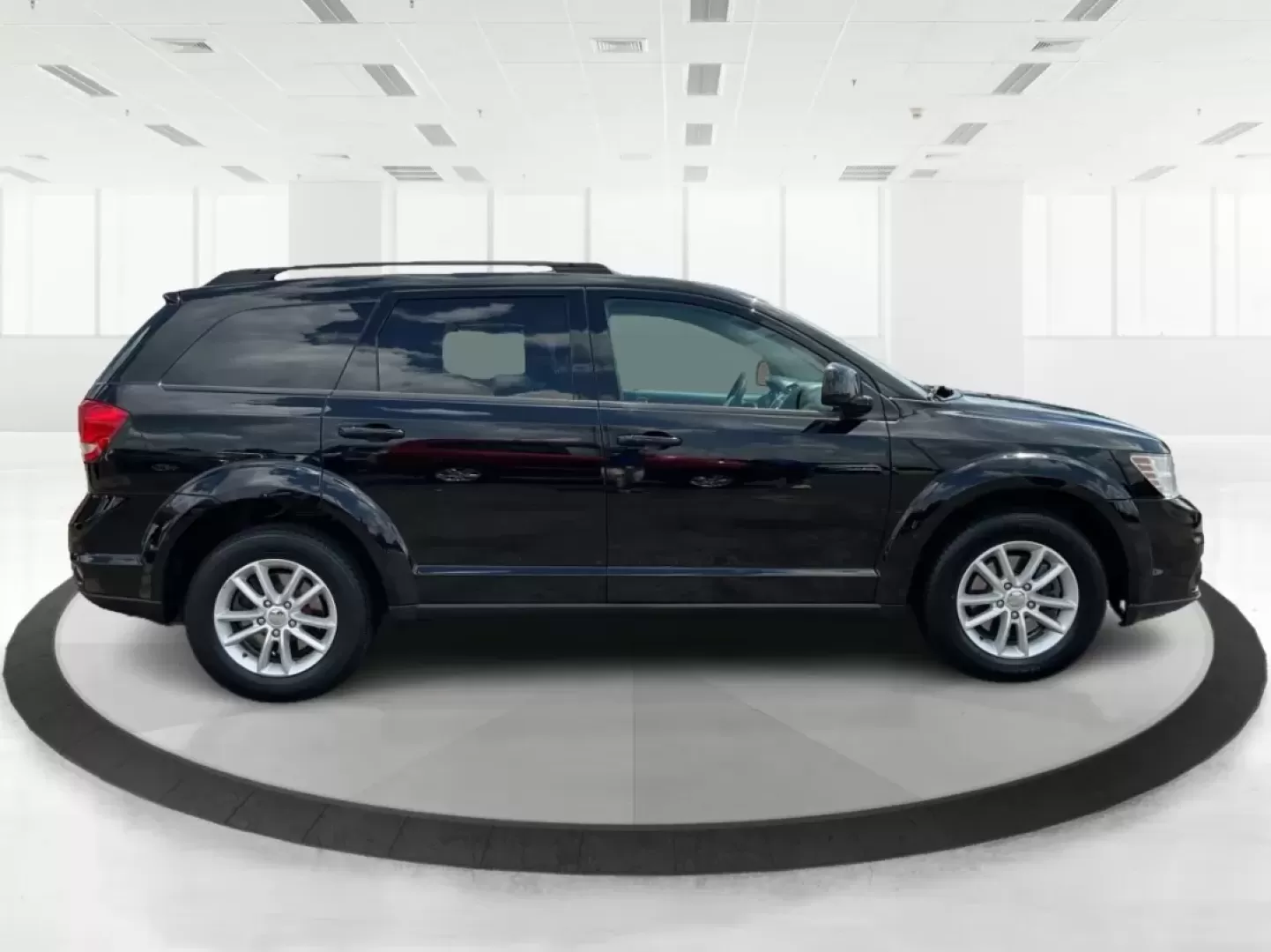 2017 Dodge Journey SXT (3C4PDCBG0HT) with an Other engine, located at 880 E. National Road, Vandalia, OH, 45377, (937) 908-9800, 39.891918, -84.183594 - Are you ready to elevate your family adventures or daily commutes? The 2017 Dodge Journey SXT is your perfect partner for every journey, offering an ideal blend of comfort, space, and versatility. Whether you're navigating the bustling streets of Vandalia, OH, or heading out for a weekend getaway, t - Photo#1