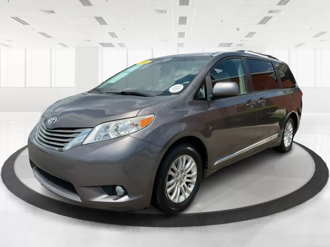 2012 Toyota Sienna XLE V6 8 Passenger (5TDYK3DC7CS) with an 3.5L V-6 DOHC engine, located at 4508 South Dixie Dr, Moraine, OH, 45439, (937) 908-9800, 39.689976, -84.218452 - 2012 Toyota Sienna XLE V6 8 Passenger - Photo#8
