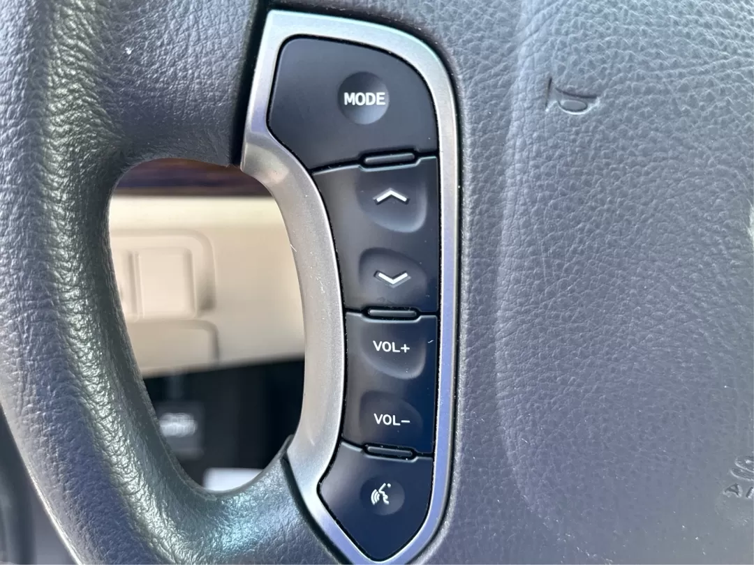 2012 Hyundai Santa Fe GLS (5XYZGDAB0CG) with an 2.4L I-4 DOHC engine, located at 4508 South Dixie Dr, Moraine, OH, 45439, (937) 908-9800, 39.689976, -84.218452 - 2012 Hyundai Santa Fe GLS - Photo#16