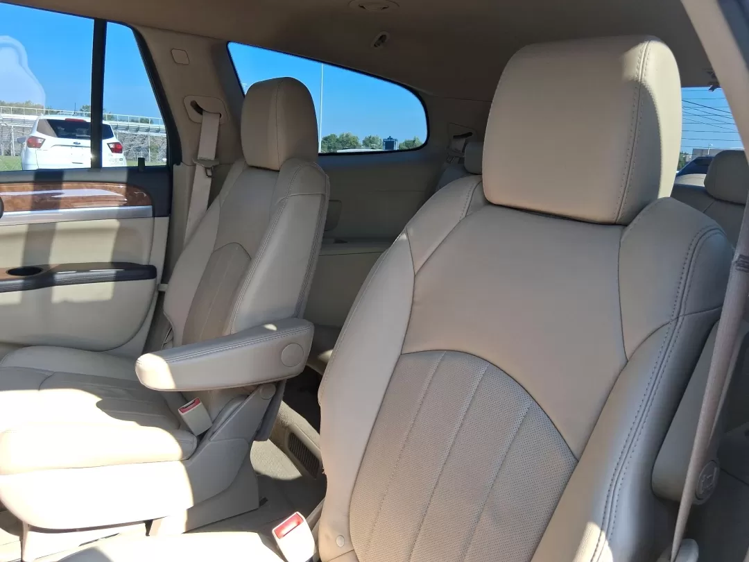 2012 Buick Enclave Premium (5GAKRDED6CJ) with an 3.6L V-6 gasoline direct injection engine, located at 1951 S Dayton Lakeview Rd., New Carlisle, OH, 45344, (937) 908-9800, 39.890999, -84.050255 - Photo#9