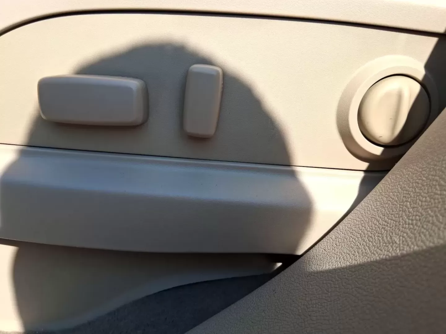 2012 Buick Enclave Premium (5GAKRDED6CJ) with an 3.6L V-6 gasoline direct injection engine, located at 1951 S Dayton Lakeview Rd., New Carlisle, OH, 45344, (937) 908-9800, 39.890999, -84.050255 - **Discover Your Family's New Adventure Vehicle: 2012 Buick Enclave Premium**<br /> <br /> Are you on the hunt for a versatile vehicle that seamlessly adapts to your family's dynamic lifestyle? Look no further! The 2012 Buick Enclave Premium is the ultimate family SUV, perfect for everything from sch - Photo#17