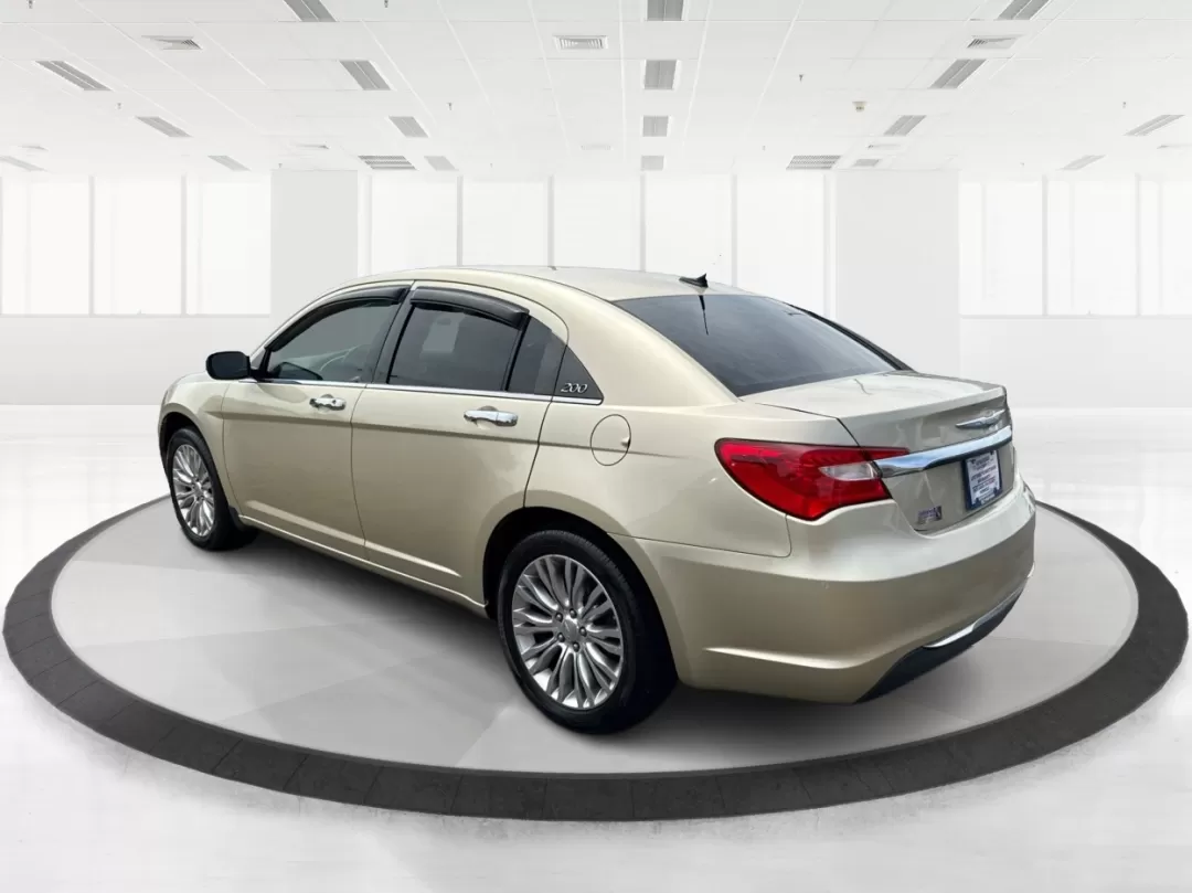 2011 Chrysler 200 Limited (1C3BC2FB0BN) with an Other engine, located at 1951 S Dayton Lakeview Rd., New Carlisle, OH, 45344, (937) 908-9800, 39.890999, -84.050255 - Photo#4