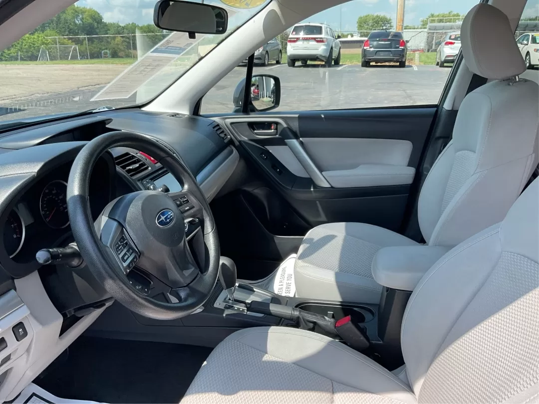 2014 Subaru Forester 2.5i Premium (JF2SJAGCXEH) with an 2.5L H-4 DOHC engine, located at 4508 South Dixie Dr, Moraine, OH, 45439, (937) 908-9800, 39.689976, -84.218452 - 2014 Subaru Forester 2.5i Premium - Photo#9