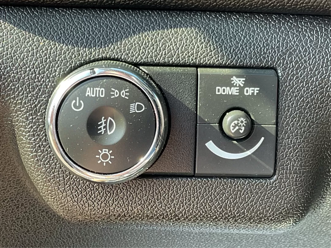 2010 Buick Enclave 2XL (5GALVCED3AJ) with an 3.6L V-6 gasoline direct injection engine, located at 4508 South Dixie Dr, Moraine, OH, 45439, (937) 908-9800, 39.689976, -84.218452 - Third Row - Photo#17
