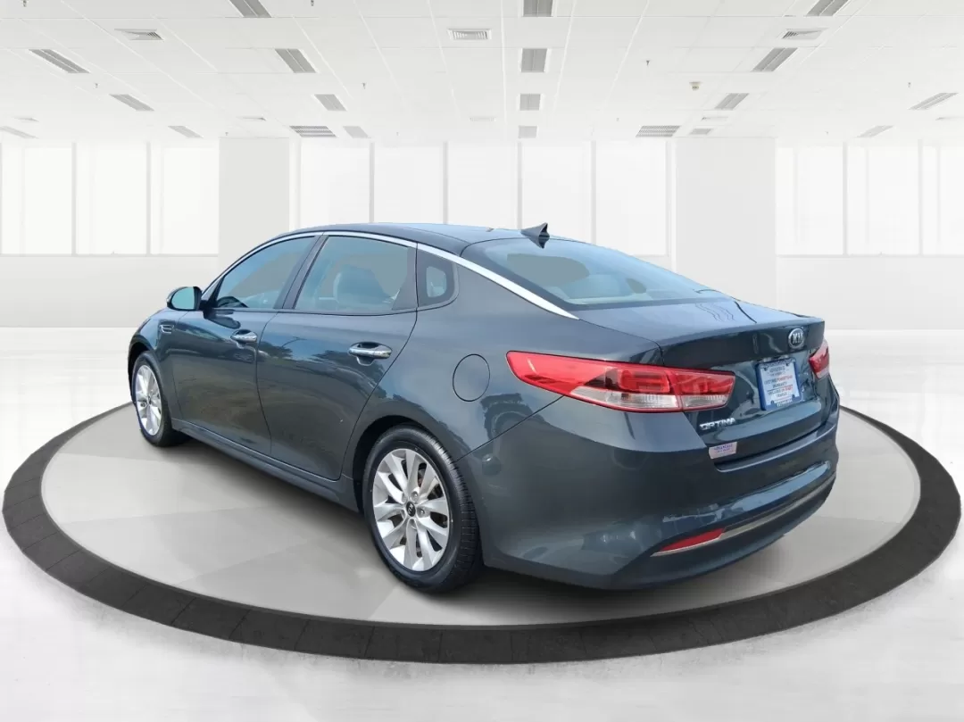 2016 Kia Optima LX (5XXGT4L36GG) with an Theta II 2.4L I-4 gasoline direct injection engine, located at 1951 S Dayton Lakeview Rd., New Carlisle, OH, 45344, (937) 908-9800, 39.890999, -84.050255 - Photo#4