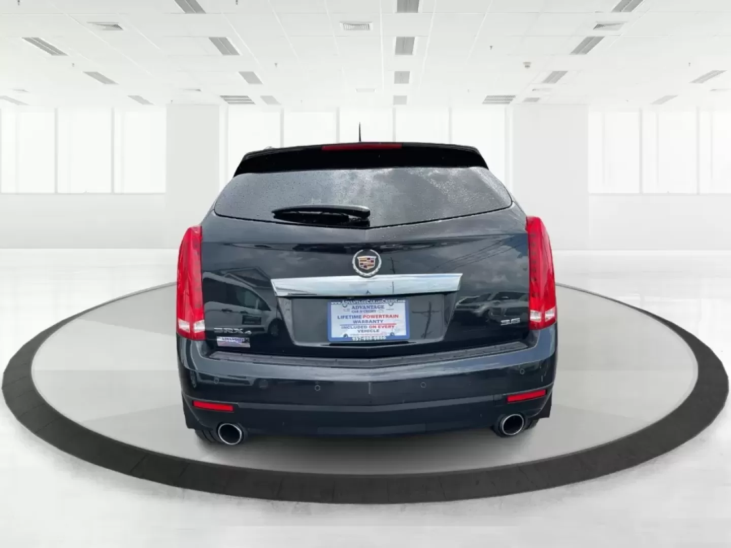 2013 Cadillac SRX Premium Collection (3GYFNJE34DS) with an 3.6L V-6 gasoline direct injection engine, located at 401 Woodman Dr, Riverside, OH, 45431, (937) 908-9800, 39.760899, -84.123421 - Photo#3