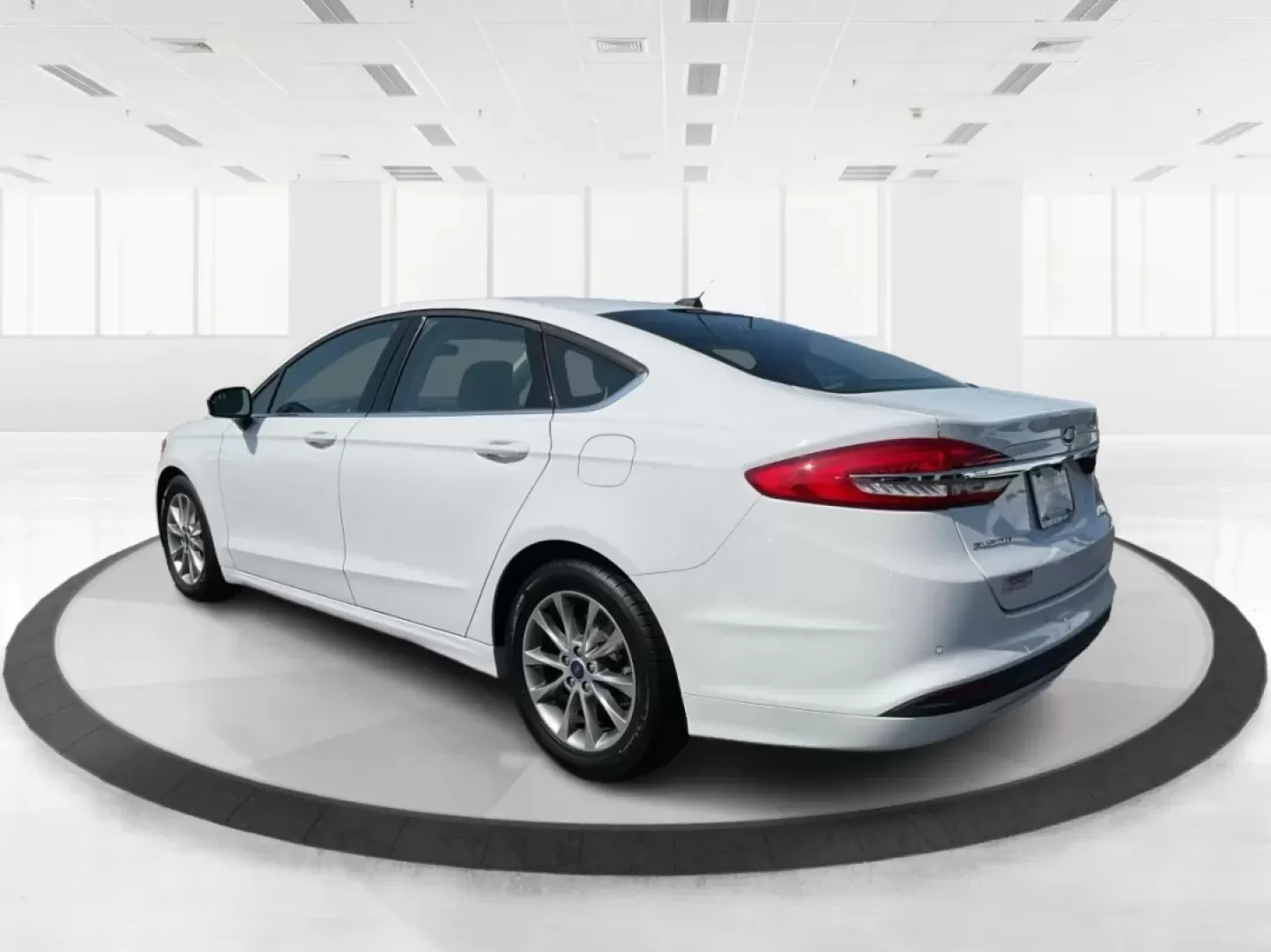 2017 Ford Fusion SE (3FA6P0H78HR) with an Other engine, located at 8750 N County Rd 25A, Piqua, OH, 45356, (937) 908-9800, 40.164391, -84.232513 - Photo#4