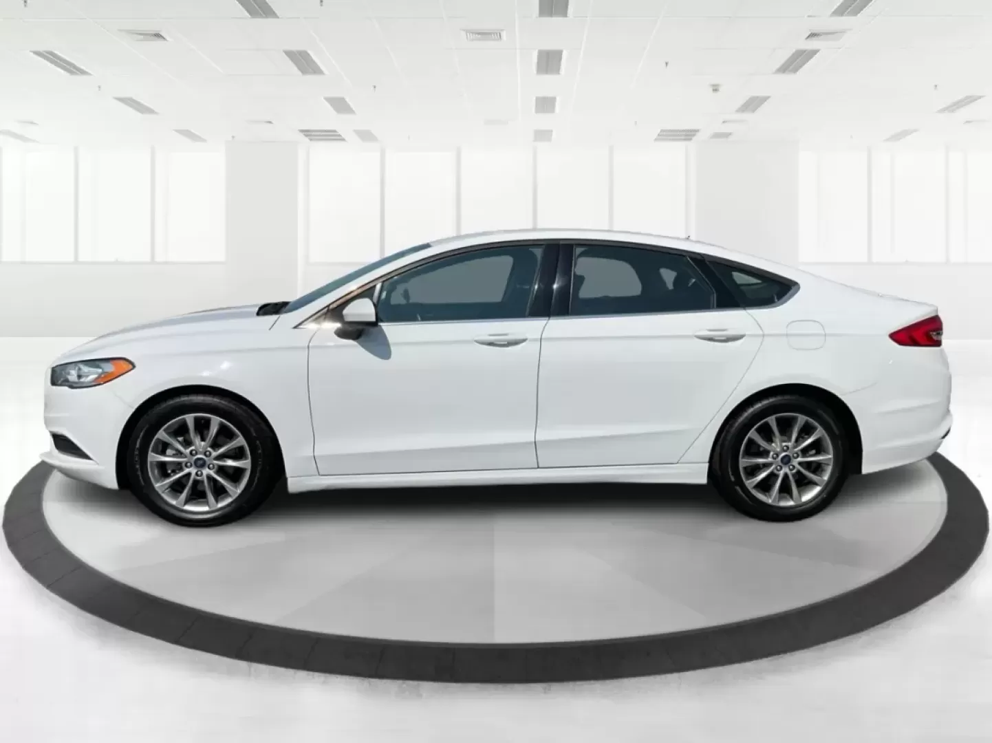 2017 Ford Fusion SE (3FA6P0H78HR) with an Other engine, located at 8750 N County Rd 25A, Piqua, OH, 45356, (937) 908-9800, 40.164391, -84.232513 - Photo#5