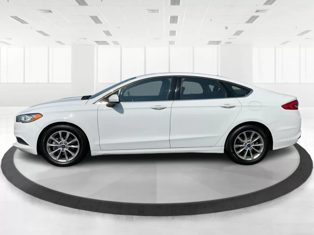 2017 Ford Fusion SE (3FA6P0H78HR) with an Other engine, located at 8750 N County Rd 25A, Piqua, OH, 45356, (937) 908-9800, 40.164391, -84.232513 - Photo#5