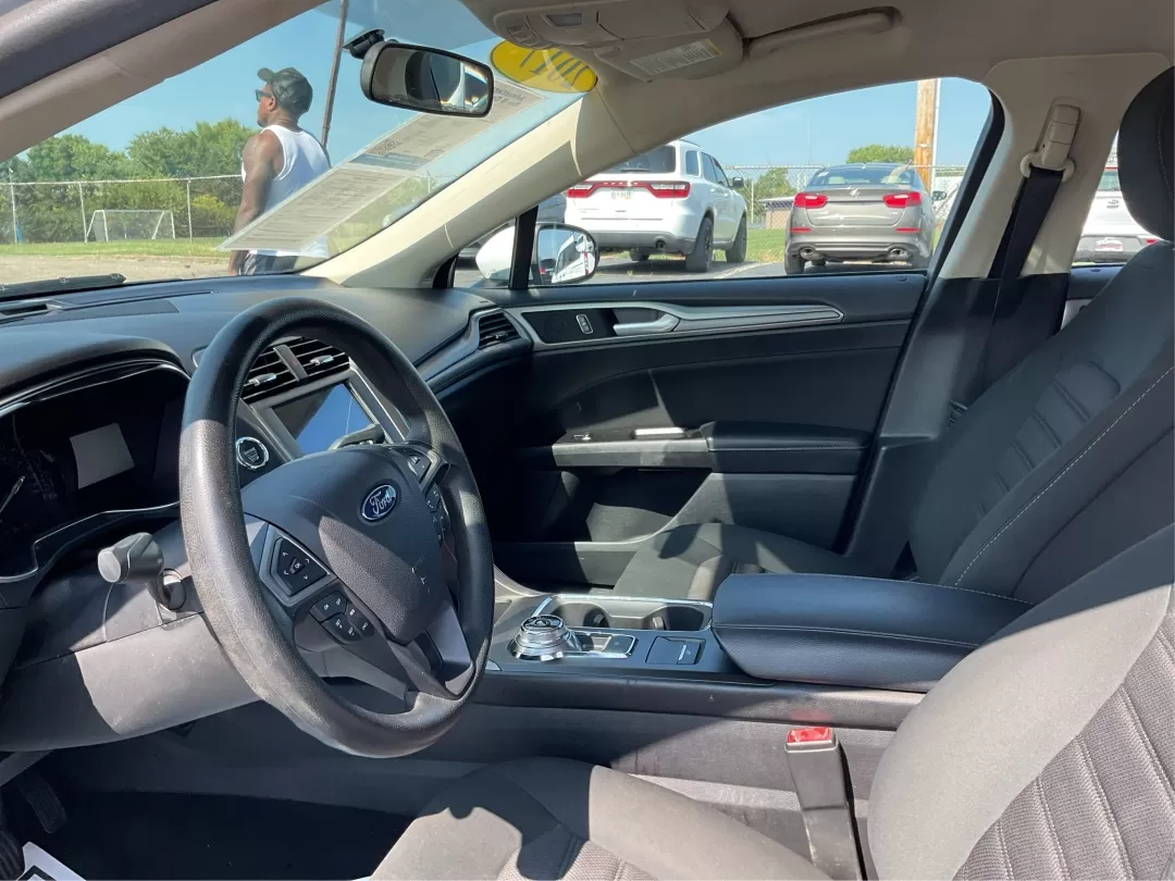2017 Ford Fusion SE (3FA6P0H78HR) with an Other engine, located at 8750 N County Rd 25A, Piqua, OH, 45356, (937) 908-9800, 40.164391, -84.232513 - Photo#9
