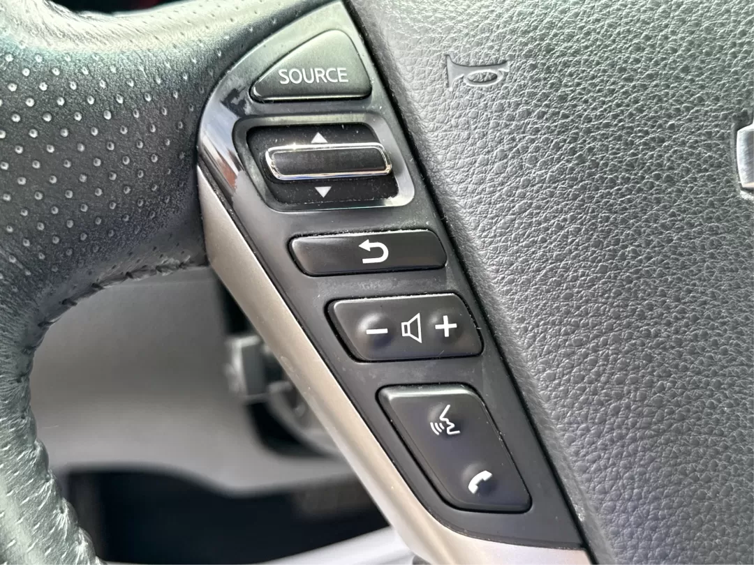 2014 Nissan Murano LE (JN8AZ1MW3EW) with an 3.5L V-6 DOHC engine, located at 1099 N County Rd 25A , Troy, OH, 45373, (937) 908-9800, 40.057079, -84.212883 - Photo#16