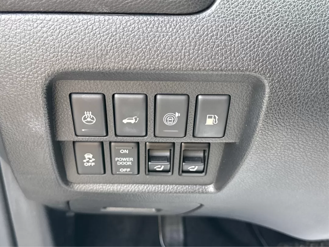 2014 Nissan Murano LE (JN8AZ1MW3EW) with an 3.5L V-6 DOHC engine, located at 1099 N County Rd 25A , Troy, OH, 45373, (937) 908-9800, 40.057079, -84.212883 - Photo#17