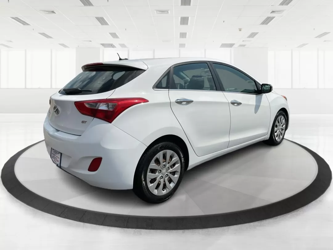 2017 Hyundai Elantra GT Base (KMHD35LH2HU) with an Other engine, located at 8750 N County Rd 25A, Piqua, OH, 45356, (937) 908-9800, 40.164391, -84.232513 - Photo#2