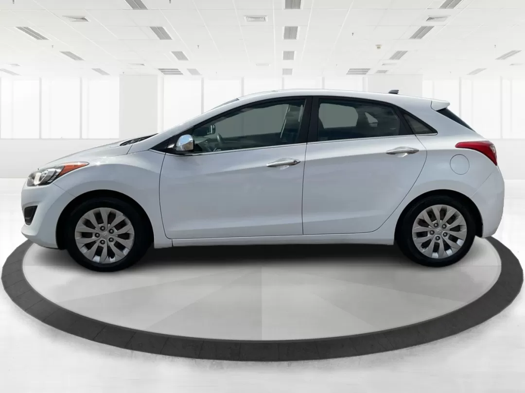 2017 Hyundai Elantra GT Base (KMHD35LH2HU) with an Other engine, located at 8750 N County Rd 25A, Piqua, OH, 45356, (937) 908-9800, 40.164391, -84.232513 - Photo#5