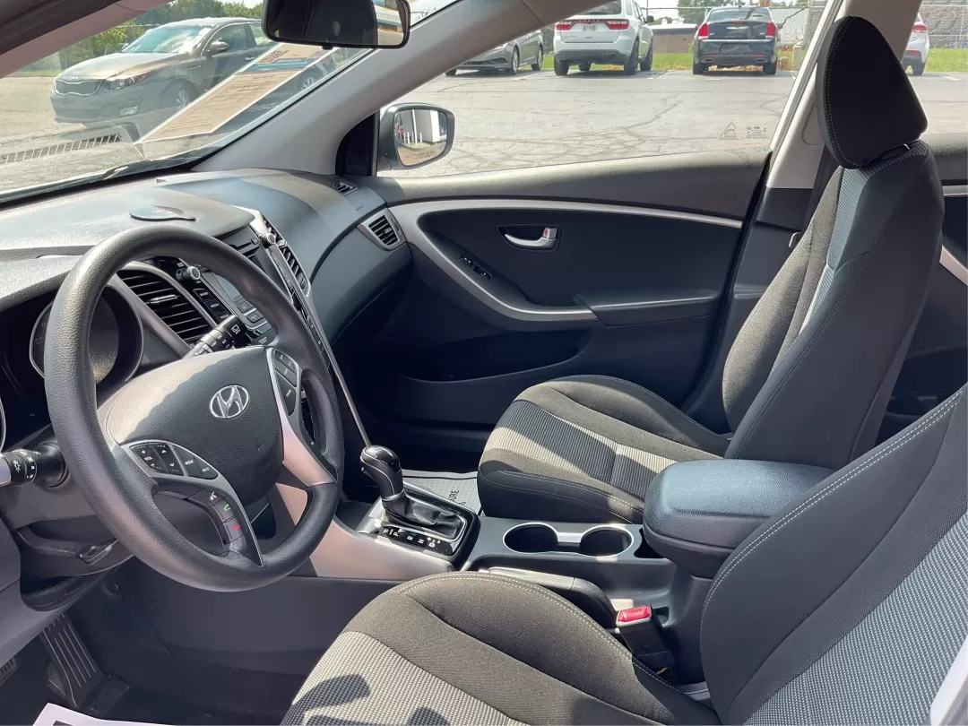 2017 Hyundai Elantra GT Base (KMHD35LH2HU) with an Other engine, located at 8750 N County Rd 25A, Piqua, OH, 45356, (937) 908-9800, 40.164391, -84.232513 - Photo#9