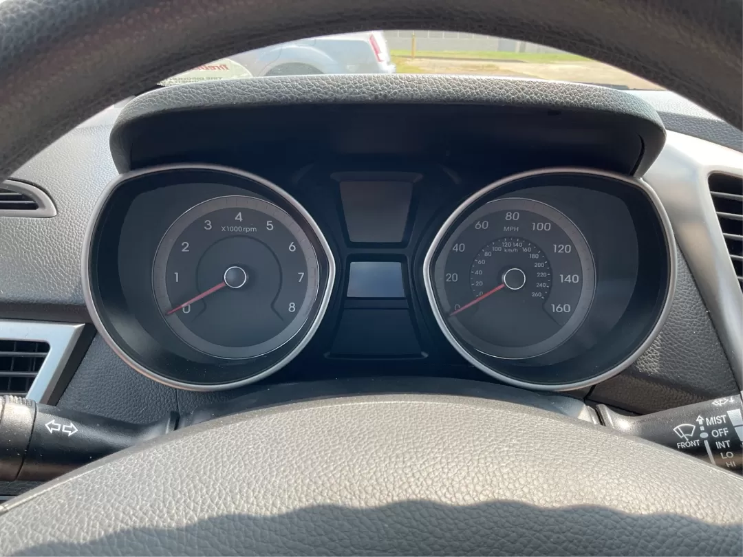 2017 Hyundai Elantra GT Base (KMHD35LH2HU) with an Other engine, located at 8750 N County Rd 25A, Piqua, OH, 45356, (937) 908-9800, 40.164391, -84.232513 - Photo#15