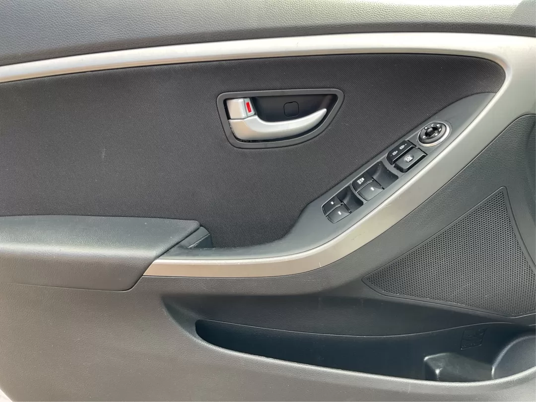 2017 Hyundai Elantra GT Base (KMHD35LH2HU) with an Other engine, located at 8750 N County Rd 25A, Piqua, OH, 45356, (937) 908-9800, 40.164391, -84.232513 - Photo#17
