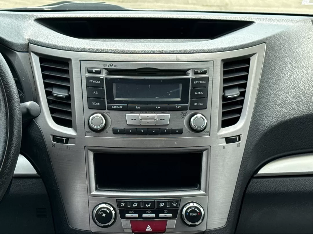 2013 Subaru Outback 2.5i (4S4BRBAC8D3) with an 2.5L H-4 DOHC engine, located at 1951 S Dayton Lakeview Rd., New Carlisle, OH, 45344, (937) 908-9800, 39.890999, -84.050255 - Experience life to the fullest with the 2013 Subaru Outback 2.5i, a versatile vehicle that adapts seamlessly to your lifestyle. Whether you're a growing family seeking reliability for weekend adventures or a commuter navigating the bustling streets of New Carlisle, this Outback is engineered to elev - Photo#13