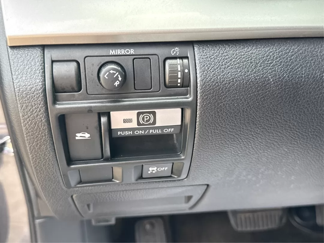 2013 Subaru Outback 2.5i (4S4BRBAC8D3) with an 2.5L H-4 DOHC engine, located at 1951 S Dayton Lakeview Rd., New Carlisle, OH, 45344, (937) 908-9800, 39.890999, -84.050255 - Experience life to the fullest with the 2013 Subaru Outback 2.5i, a versatile vehicle that adapts seamlessly to your lifestyle. Whether you're a growing family seeking reliability for weekend adventures or a commuter navigating the bustling streets of New Carlisle, this Outback is engineered to elev - Photo#17