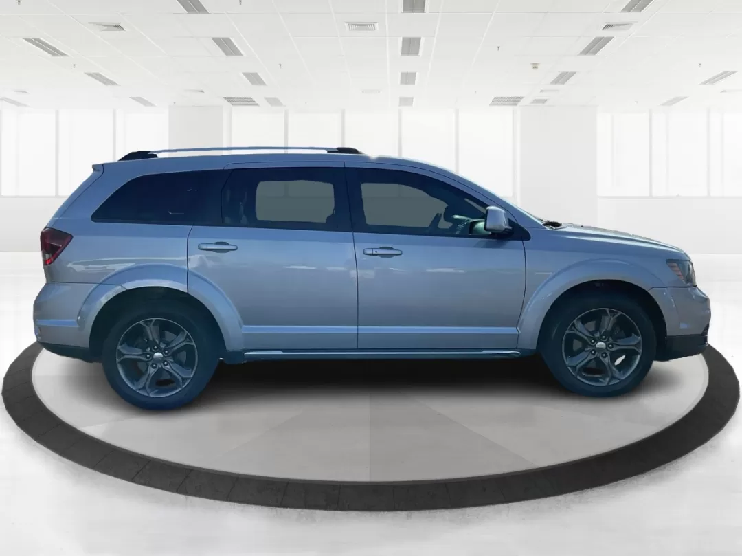 2016 Dodge Journey Crossroad Plus (3C4PDDGG2GT) with an Pentastar 3.6L V-6 DOHC engine, located at 1099 N County Rd 25A , Troy, OH, 45373, (937) 908-9800, 40.057079, -84.212883 - Photo#1