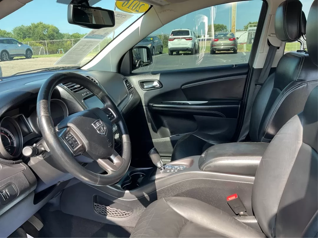 2016 Dodge Journey Crossroad Plus (3C4PDDGG2GT) with an Pentastar 3.6L V-6 DOHC engine, located at 1099 N County Rd 25A , Troy, OH, 45373, (937) 908-9800, 40.057079, -84.212883 - Photo#9
