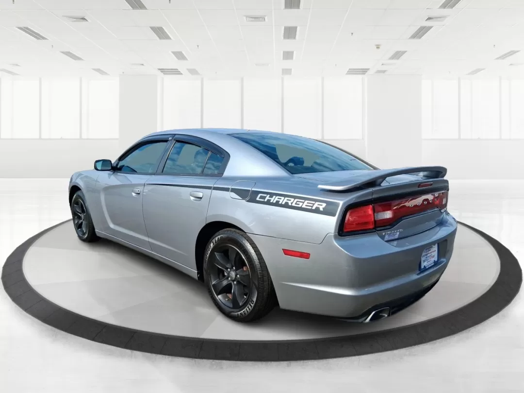 2014 Dodge Charger SE (2C3CDXBG0EH) with an 3.6L V-6 DOHC engine, located at 1951 S Dayton Lakeview Rd., New Carlisle, OH, 45344, (937) 908-9800, 39.890999, -84.050255 - Photo#4