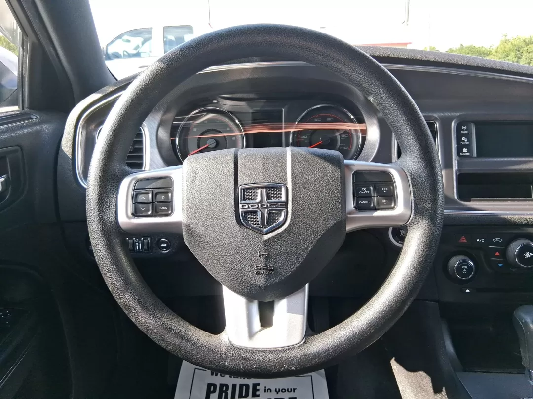 2014 Dodge Charger SE (2C3CDXBG0EH) with an 3.6L V-6 DOHC engine, located at 1951 S Dayton Lakeview Rd., New Carlisle, OH, 45344, (937) 908-9800, 39.890999, -84.050255 - Photo#16
