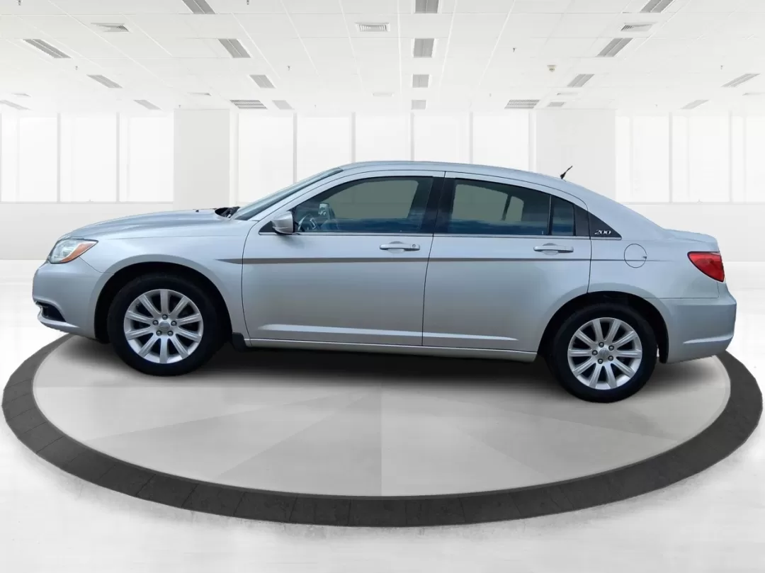 2012 Chrysler 200 Touring (1C3CCBBB9CN) with an Other engine, located at 1951 S Dayton Lakeview Rd., New Carlisle, OH, 45344, (937) 908-9800, 39.890999, -84.050255 - Photo#5