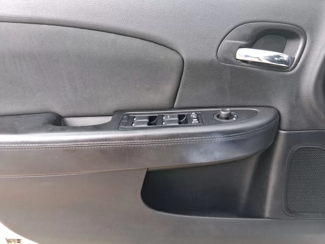 2012 Chrysler 200 Touring (1C3CCBBB9CN) with an Other engine, located at 1951 S Dayton Lakeview Rd., New Carlisle, OH, 45344, (937) 908-9800, 39.890999, -84.050255 - Photo#16