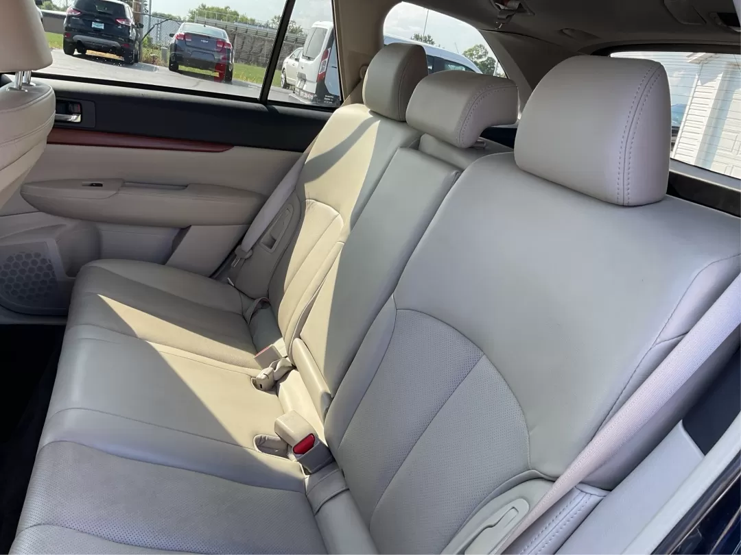 2013 Subaru Outback 2.5i Limited (4S4BRBKC0D3) with an 2.5L H-4 DOHC engine, located at 1230 East Main St, Xenia, OH, 45385, (937) 908-9800, 39.688026, -83.910172 - **Adventure Awaits with This 2013 Subaru Outback! Perfect for Weekend Getaways and Daily Commutes**<br /> <br /> Looking for a versatile vehicle that can handle everything from family road trips to daily commutes? Look no further than this 2013 Subaru Outback 2.5i Limited, now available at Advantage - Photo#10