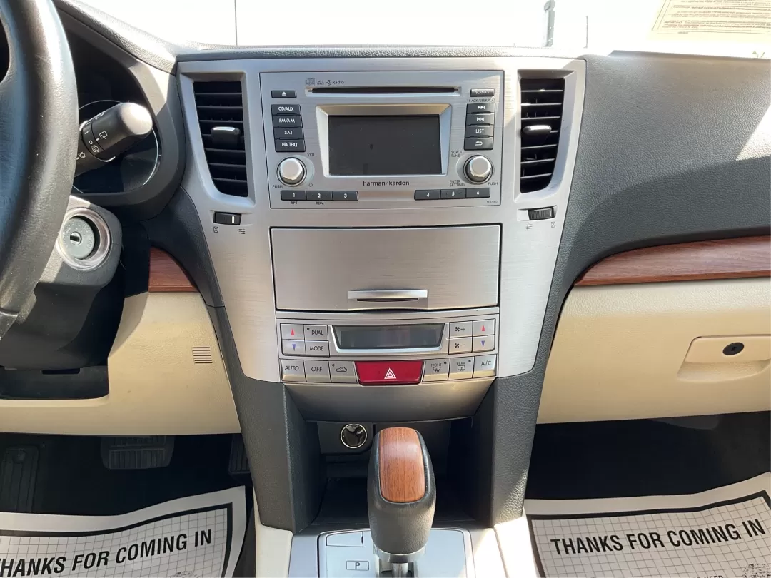 2013 Subaru Outback 2.5i Limited (4S4BRBKC0D3) with an 2.5L H-4 DOHC engine, located at 1230 East Main St, Xenia, OH, 45385, (937) 908-9800, 39.688026, -83.910172 - **Adventure Awaits with This 2013 Subaru Outback! Perfect for Weekend Getaways and Daily Commutes**<br /> <br /> Looking for a versatile vehicle that can handle everything from family road trips to daily commutes? Look no further than this 2013 Subaru Outback 2.5i Limited, now available at Advantage - Photo#12