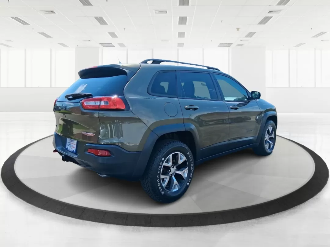 2015 Jeep Cherokee Trailhawk (1C4PJMBS8FW) with an Other engine, located at 8750 N County Rd 25A, Piqua, OH, 45356, (937) 908-9800, 40.164391, -84.232513 - Photo#2