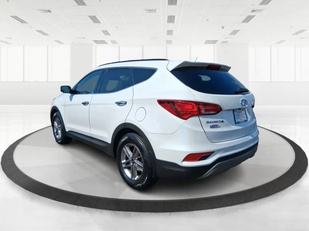2018 Hyundai Santa Fe 2.4L (5NMZUDLB3JH) with an Theta II 2.4L I-4 gasoline direct injection engine, located at 880 E. National Road, Vandalia, OH, 45377, (937) 908-9800, 39.891918, -84.183594 - Photo#4