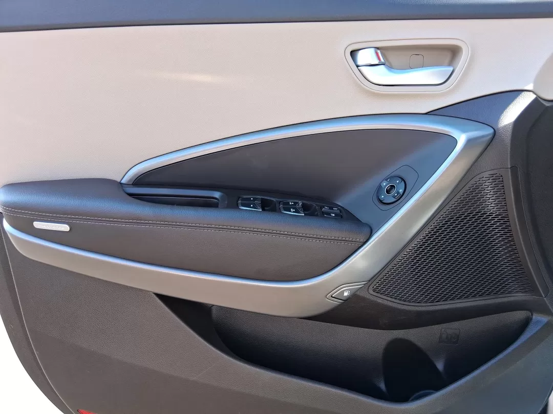 2018 Hyundai Santa Fe 2.4L (5NMZUDLB3JH) with an Theta II 2.4L I-4 gasoline direct injection engine, located at 880 E. National Road, Vandalia, OH, 45377, (937) 908-9800, 39.891918, -84.183594 - Photo#18