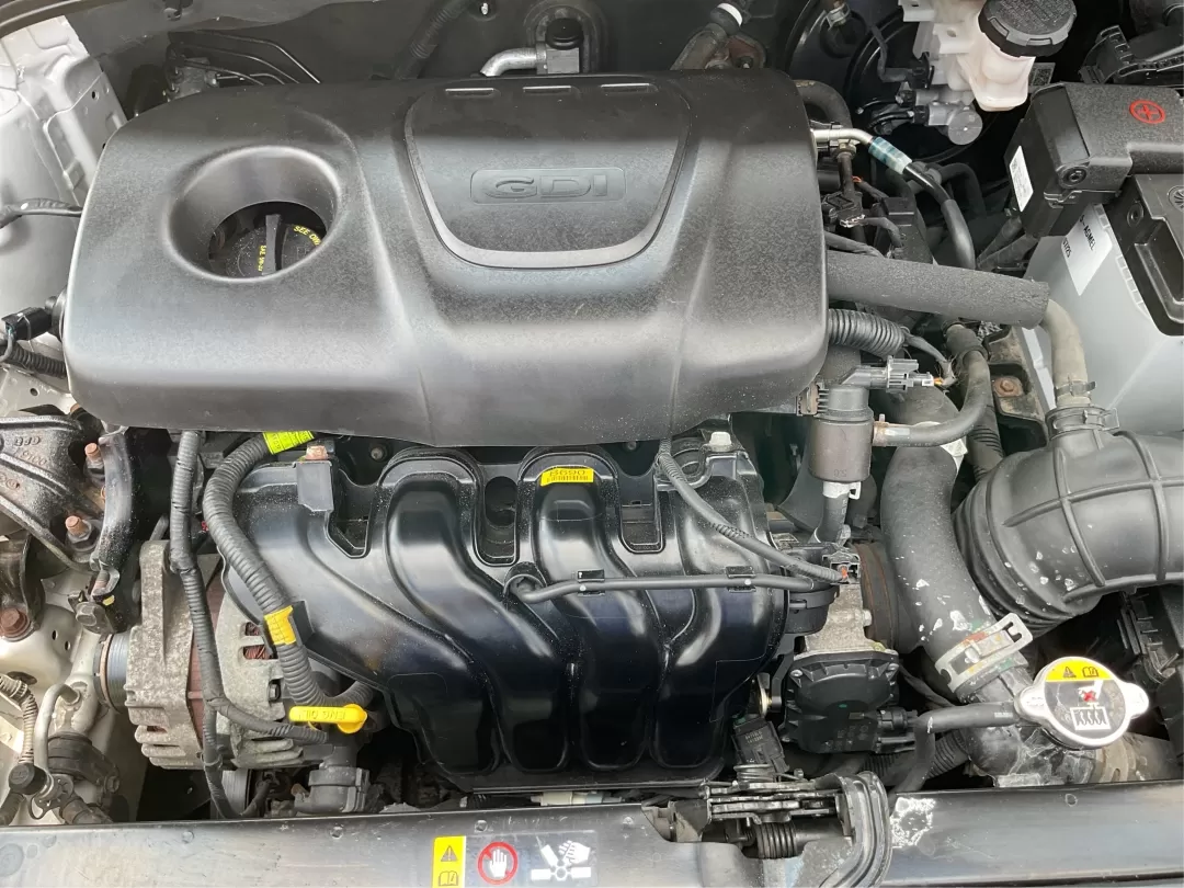 2019 Kia Rio 5-Door S (3KPA25AB6KE) with an Gamma 1.6L I-4 gasoline direct injection engine, located at 1099 N County Rd 25A , Troy, OH, 45373, (937) 908-9800, 40.057079, -84.212883 - Photo#11