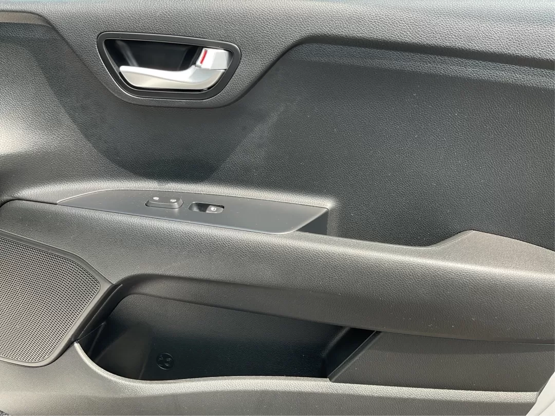 2019 Kia Rio 5-Door S (3KPA25AB6KE) with an Gamma 1.6L I-4 gasoline direct injection engine, located at 1099 N County Rd 25A , Troy, OH, 45373, (937) 908-9800, 40.057079, -84.212883 - Photo#18