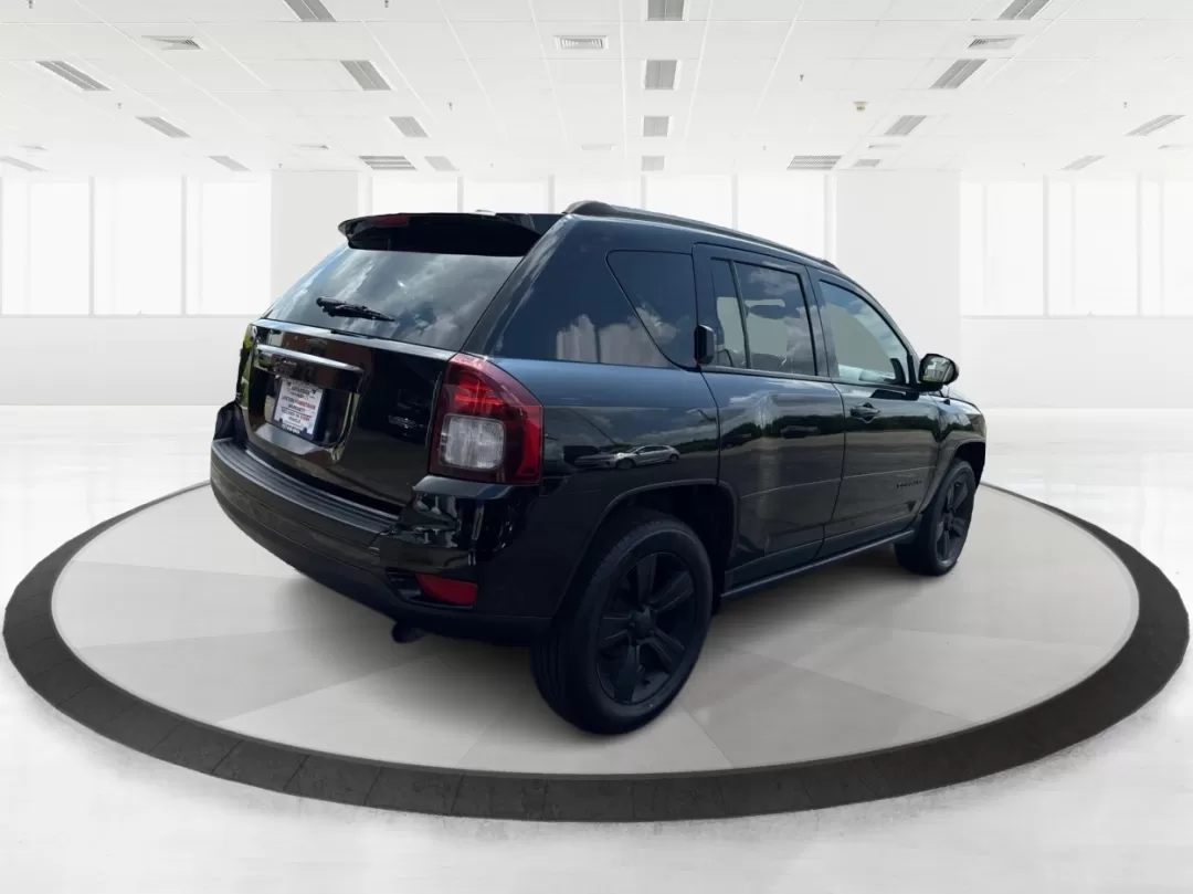 2016 Jeep Compass Sport (1C4NJDBB5GD) with an 2.4L I-4 DOHC engine, located at 1099 N County Rd 25A , Troy, OH, 45373, (937) 908-9800, 40.057079, -84.212883 - Photo#2