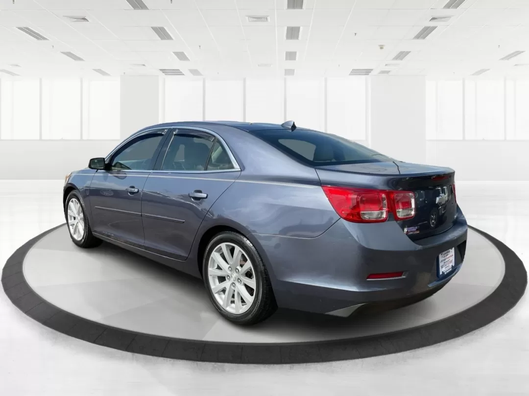 2013 Chevrolet Malibu 2LT (1G11E5SA7DF) with an ECOTEC 2.5L I-4 gasoline direct injection engine, located at 4508 South Dixie Dr, Moraine, OH, 45439, (937) 908-9800, 39.689976, -84.218452 - Photo#4